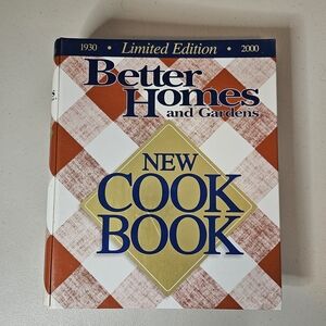 Better Homes and Gardens New Cookbook Limited Edition 1930-2000